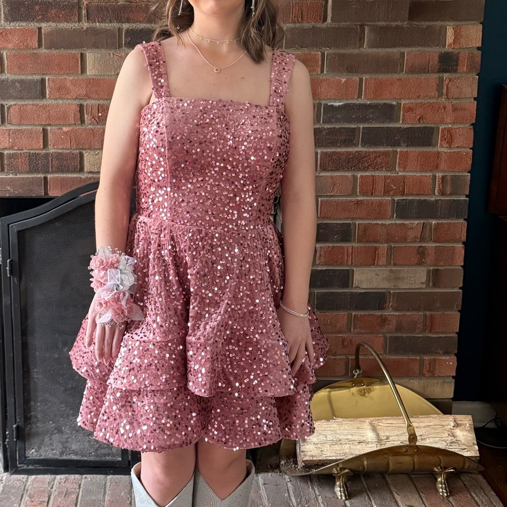 Pink Sequin formal homecoming dress - Picture 4 of 4